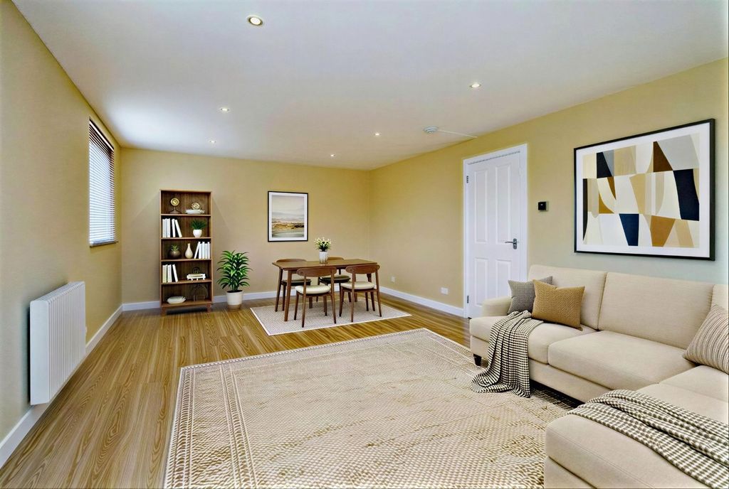 Property photo 3 of 16 Picture 3