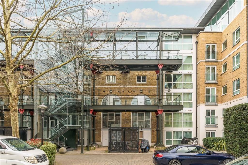 Property photo 2 of 10