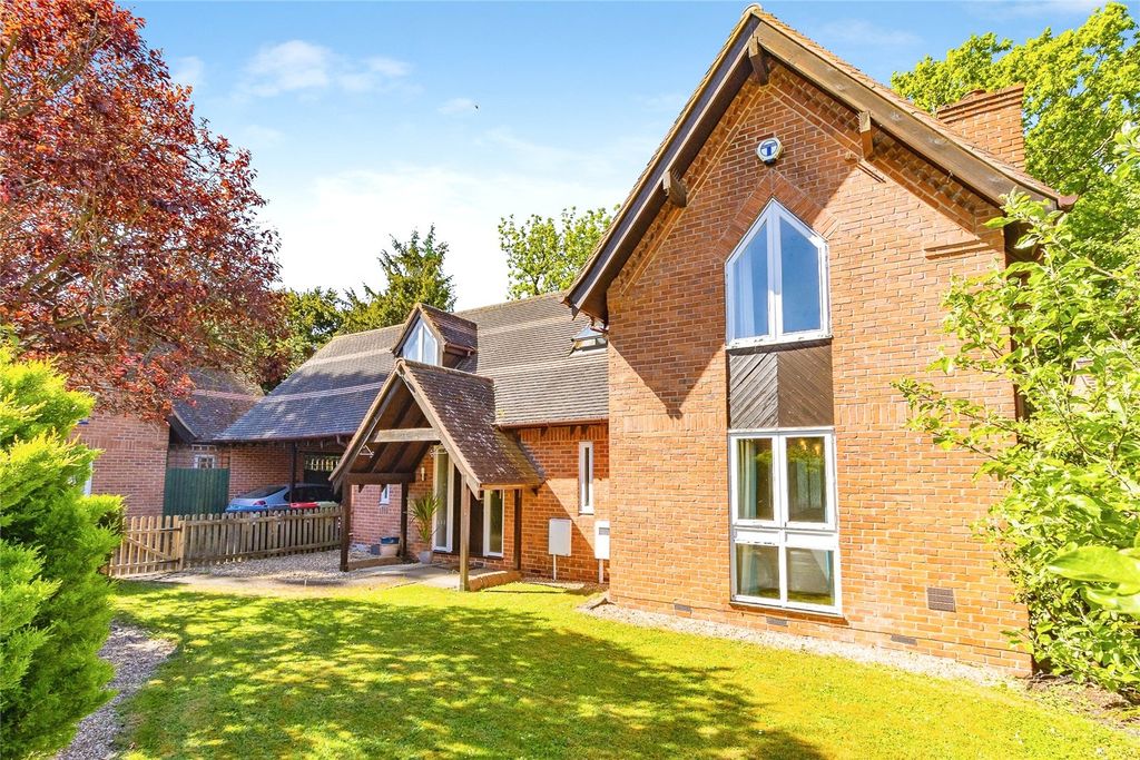 Property photo 1 of 30 Picture No. 23