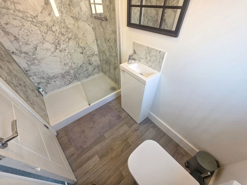 Property photo 3 of 29