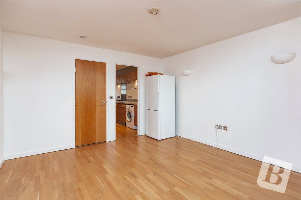 Property photo 3 of 13 Living Room