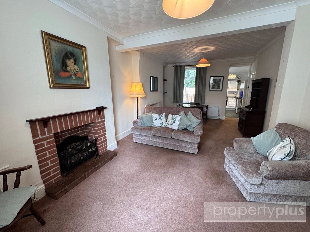 Property photo 3 of 16 Picture No. 15