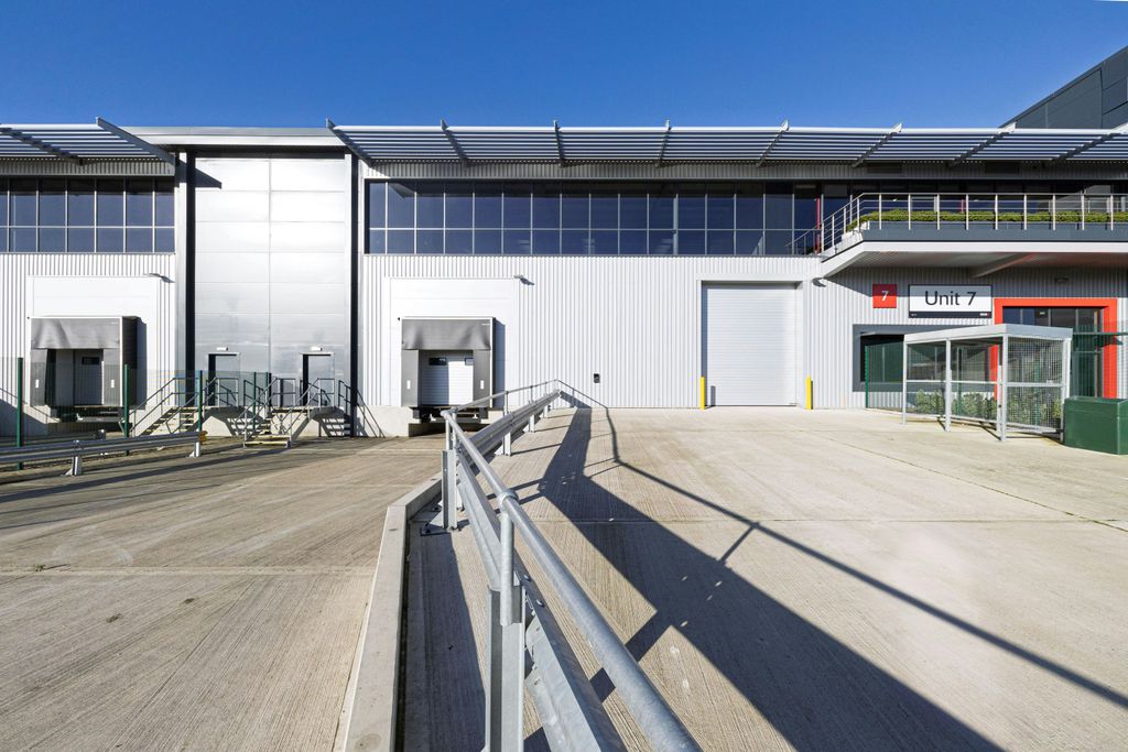 Property photo 1 of 5 Unit 7 Front And Doors.Jpeg