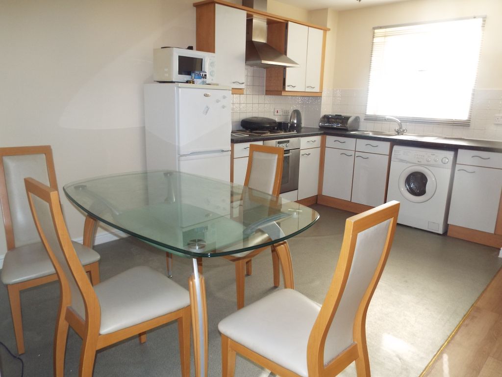 Property photo 3 of 8