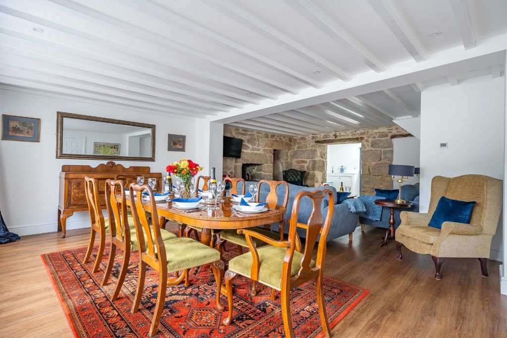 Property photo 2 of 25 5259474