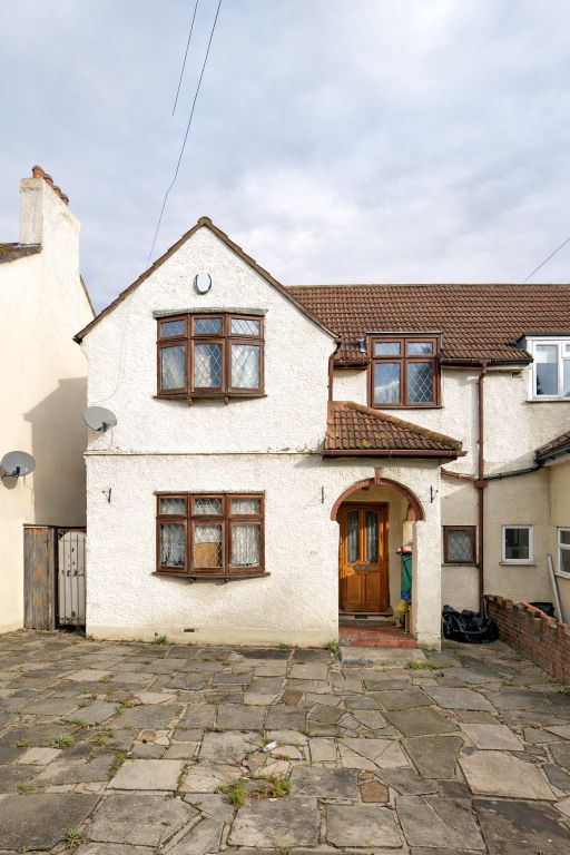 Property photo 2 of 13 B'ham Front 1