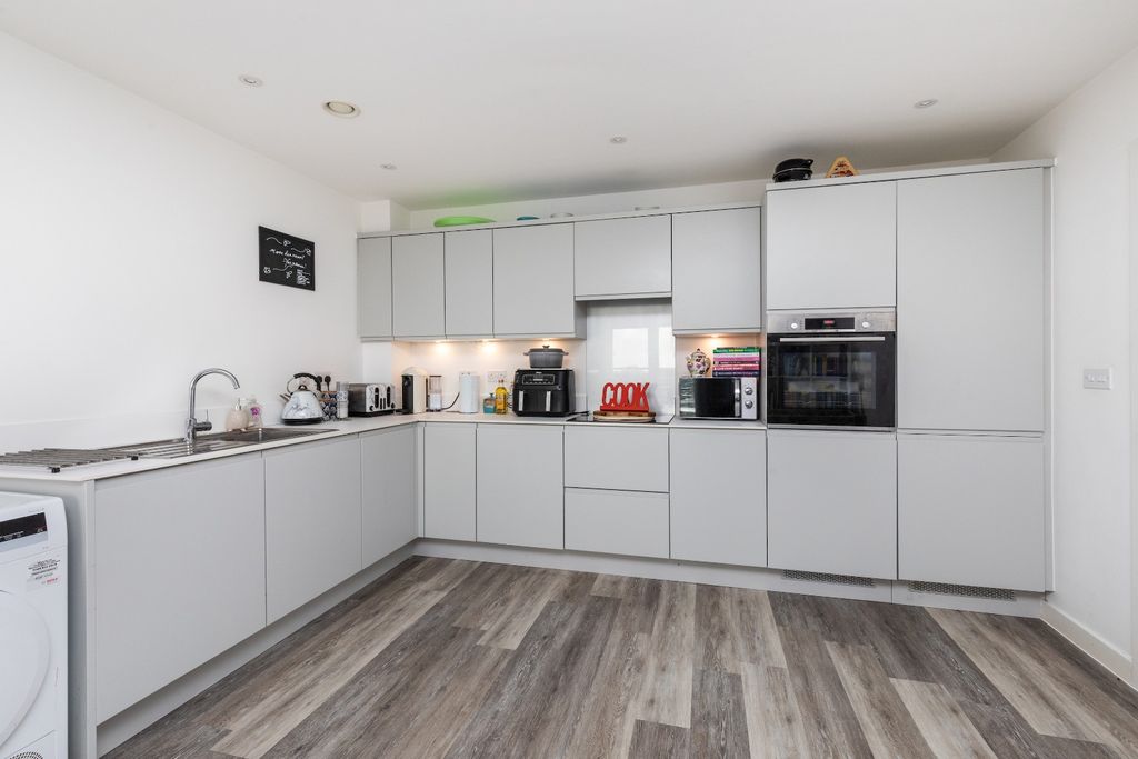 Property photo 3 of 14 3123923