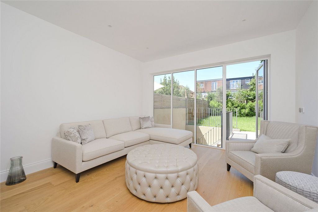 Property photo 1 of 16 Reception Room