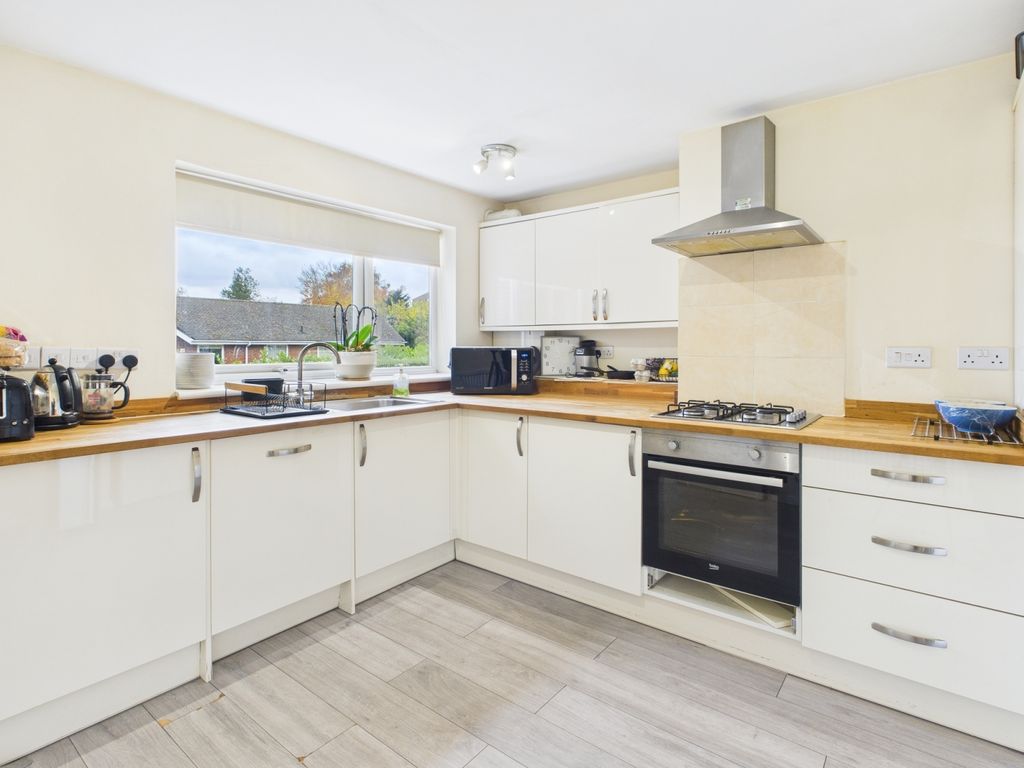 Property photo 2 of 13 Picture No. 36