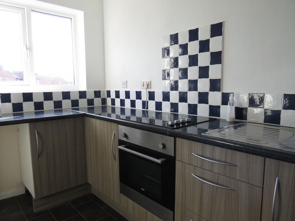 Property photo 2 of 5 Kitchen