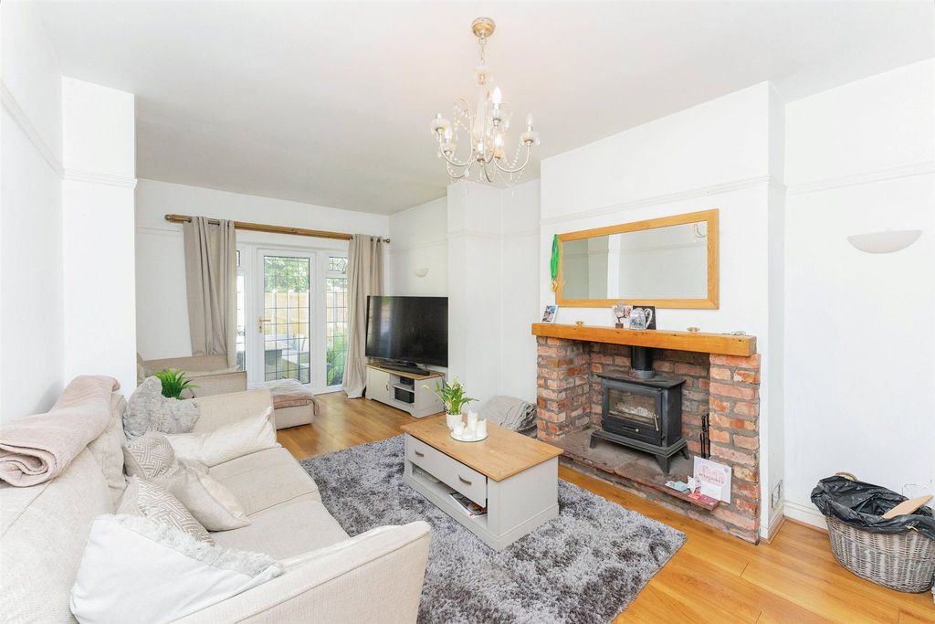 Property photo 3 of 17 Picture No. 04