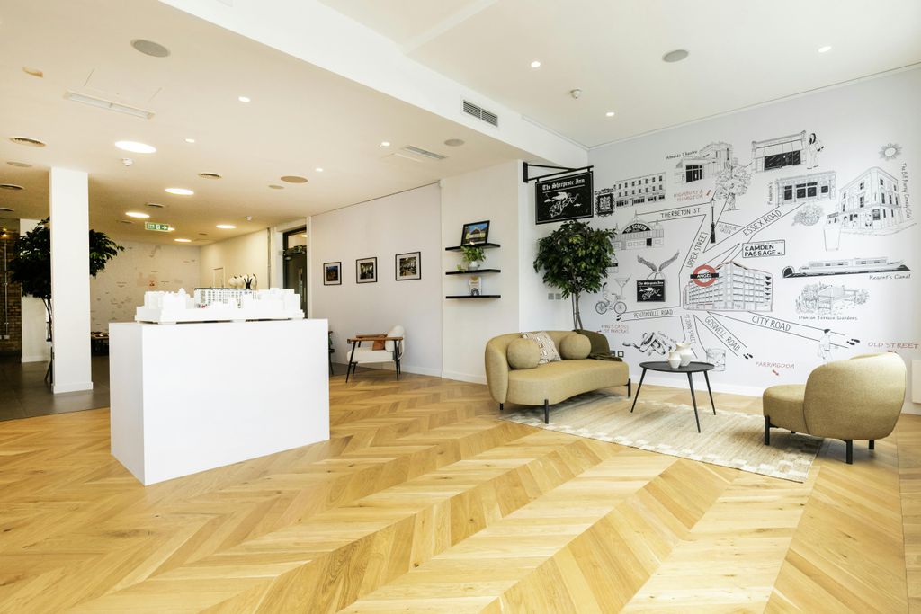 Property photo 3 of 7 3 Islington High Street 7.Jpg