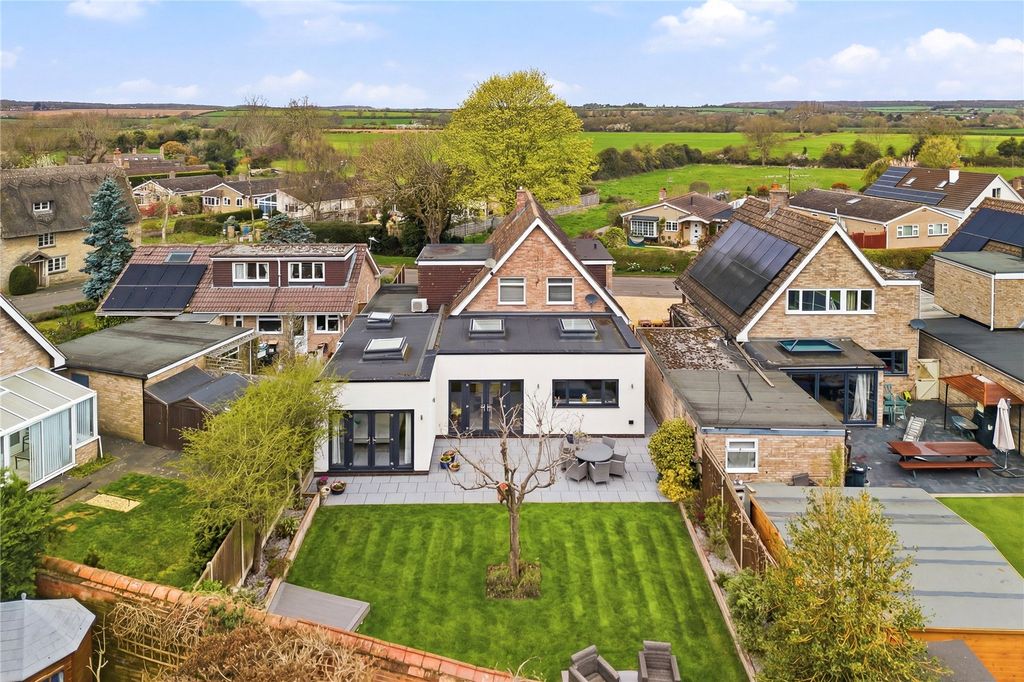 Property photo 1 of 35 Picture No. 03