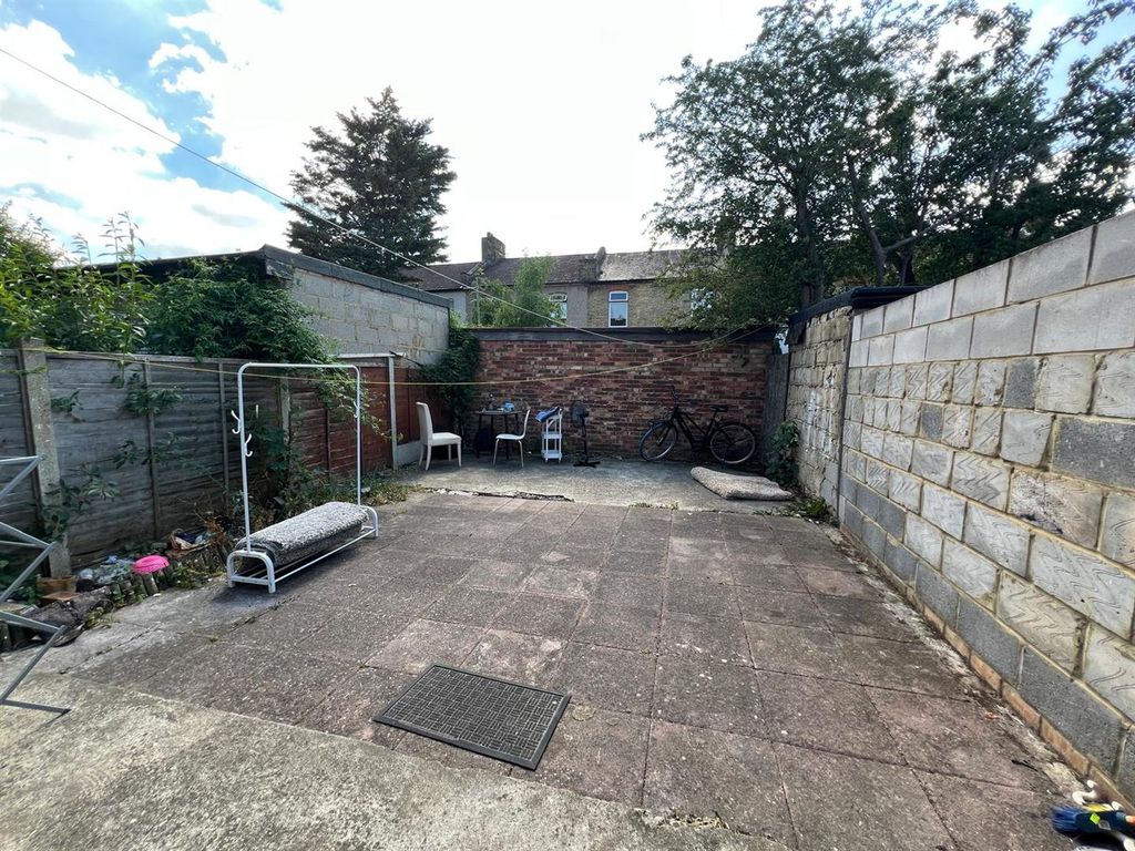 Property photo 2 of 10 09.Jpg
