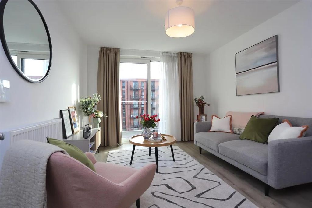 Property photo 2 of 14 B8c7F67B4Bff6F1E530E25Aee4904d6ce3257A13.Png