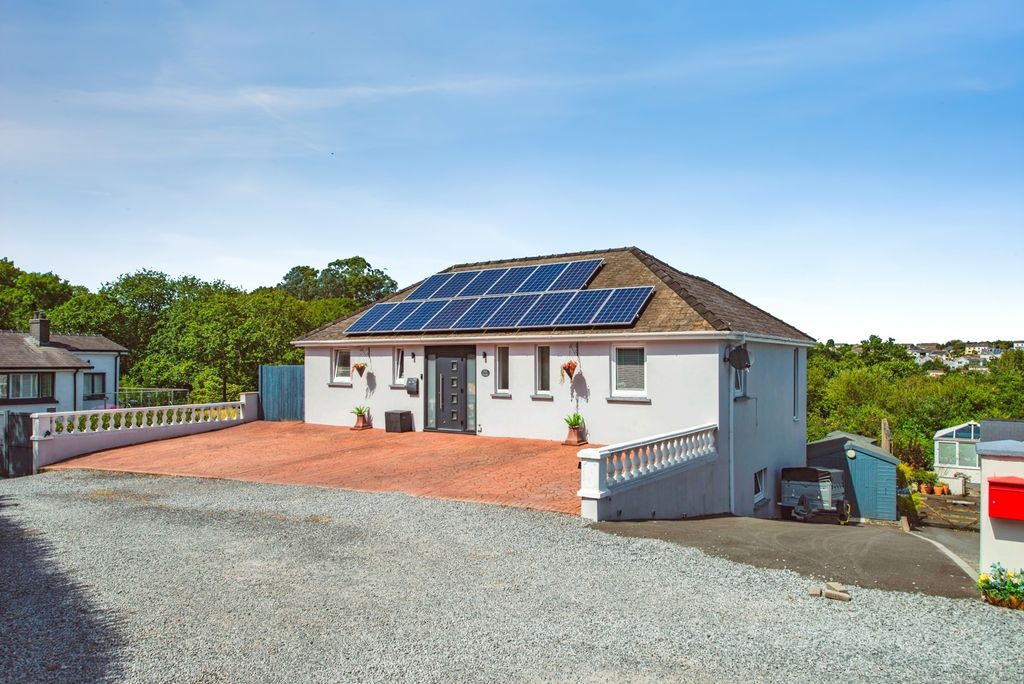 Property photo 3 of 21 Pbox-Img.Jpg