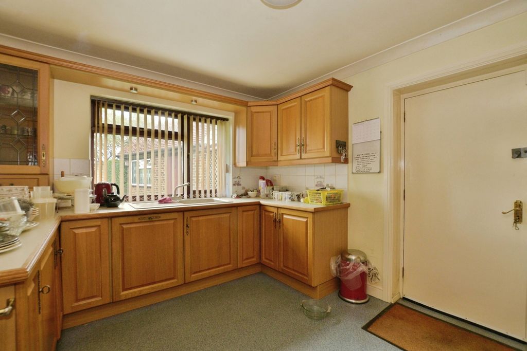 Property photo 2 of 17 Pbox-Img.Jpg