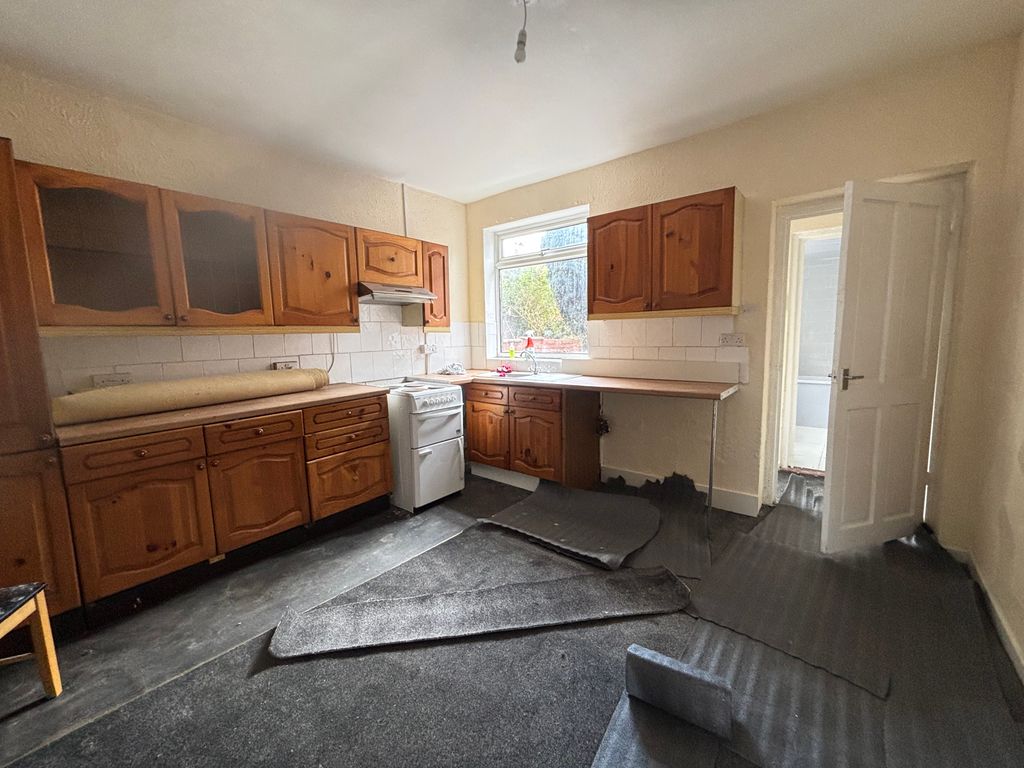 Property photo 1 of 10 Kitchen - Diner