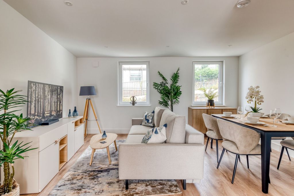 Additional image 7 of 2 bed flat for sale6 Apex Apartments, St Helier JE2