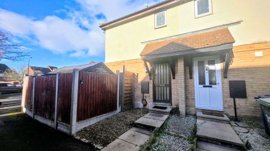 Property photo 1 of 18 Front