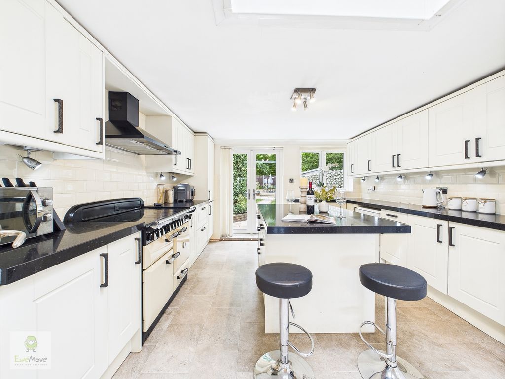 Property photo 1 of 23 Kitchen