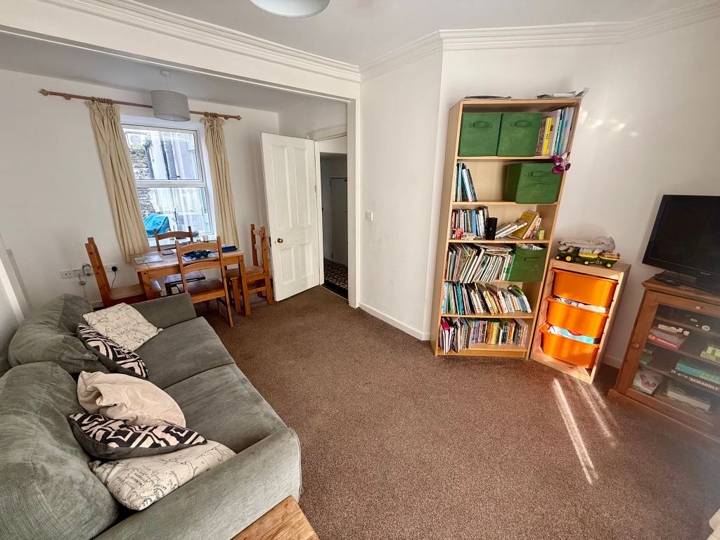 Property photo 3 of 22