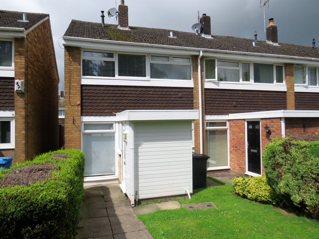 Property photo 1 of 12 Front