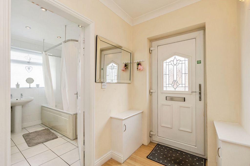 Property photo 2 of 13 Pbox-Img.Jpg