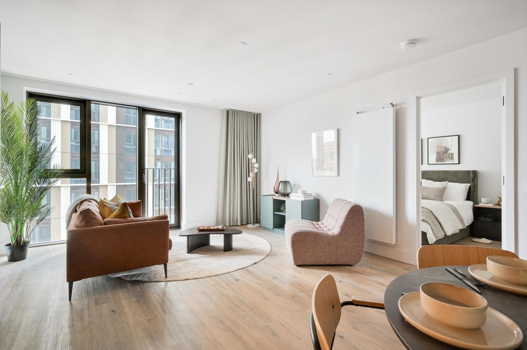 Property photo 1 of 21 Image