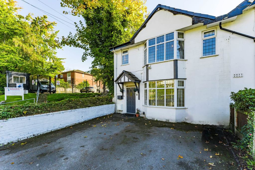 Property photo 1 of 29