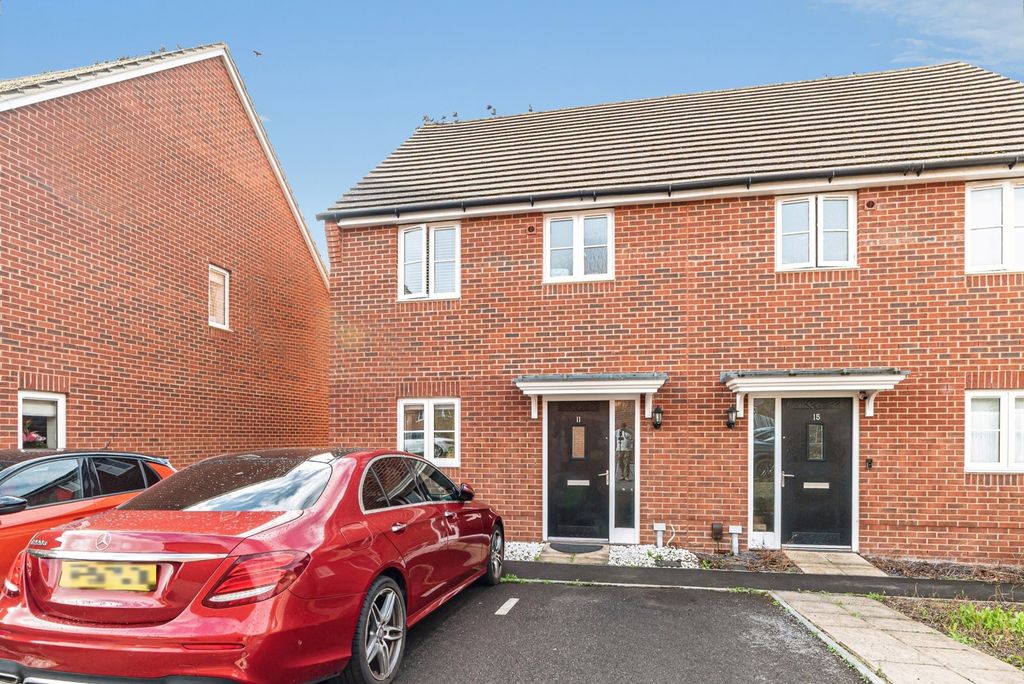 Property photo 1 of 11 Pbox-Img.Jpg