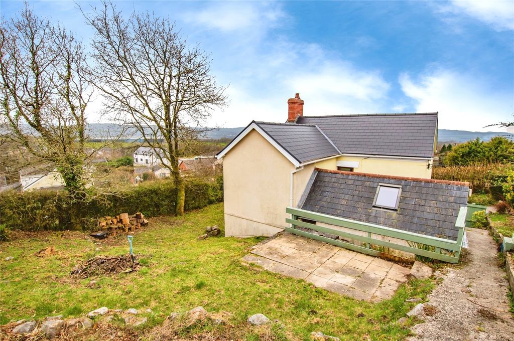 Property photo 2 of 17 Photography