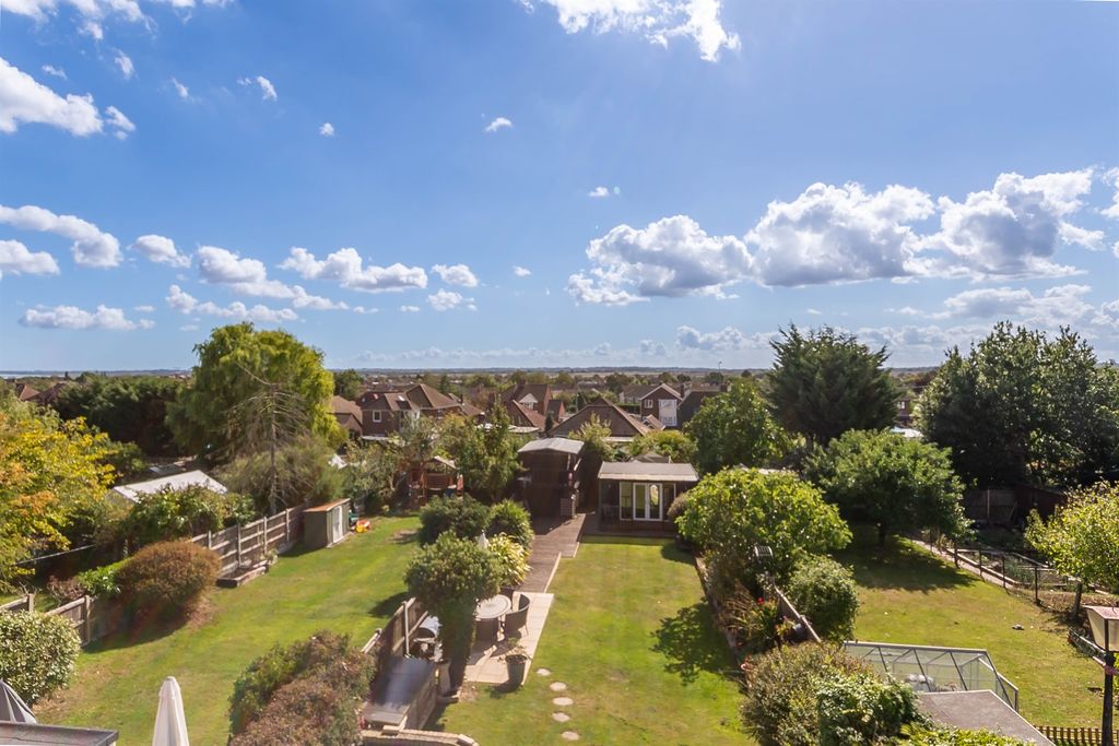 Property photo 1 of 25 Outside