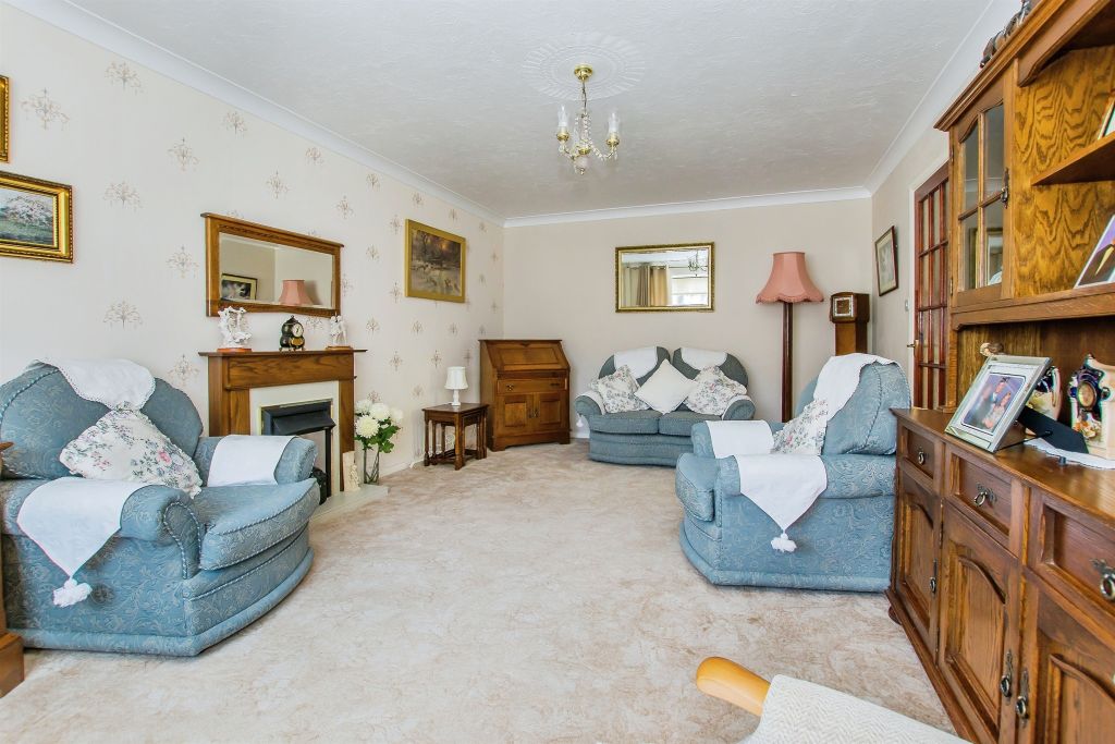 Property photo 2 of 14