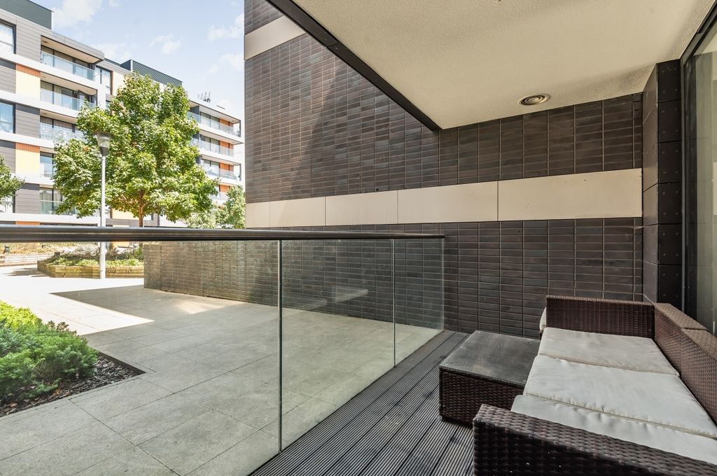 Property photo 2 of 13 Balcony