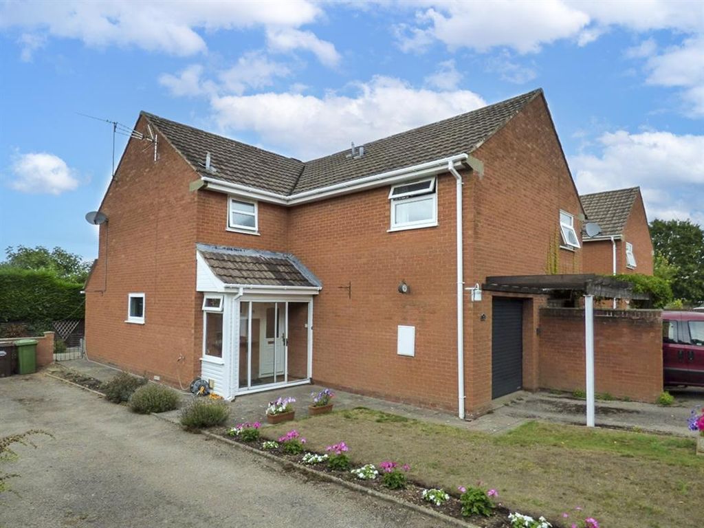 Property photo 1 of 16 Photo 17