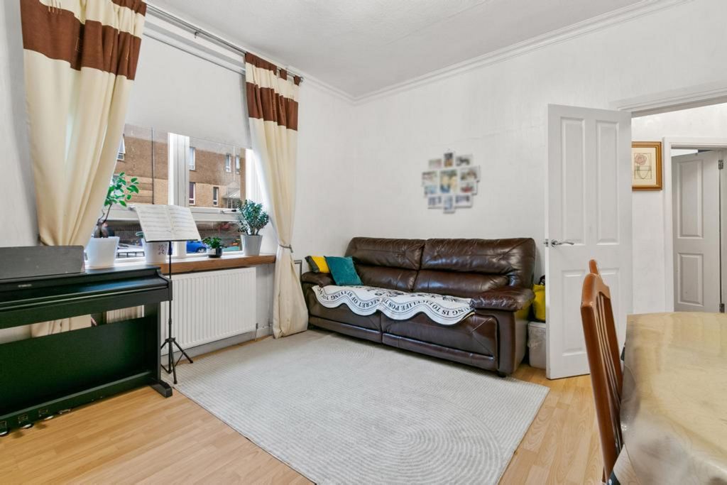 Property photo 2 of 26