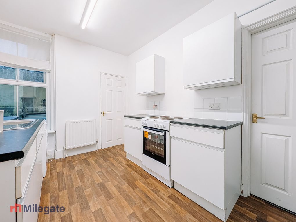 Property photo 2 of 7 Photo 2