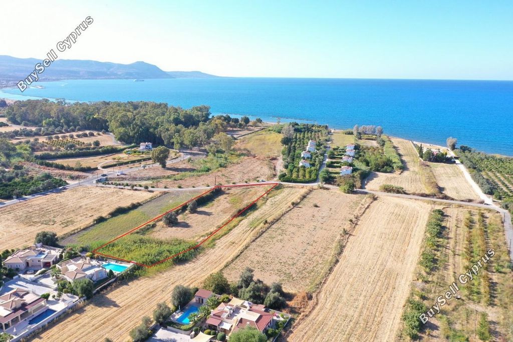 Property photo 1 of 2