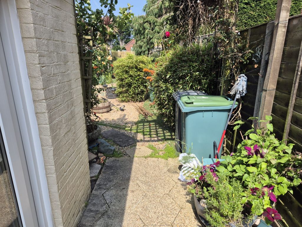 Property photo 3 of 18