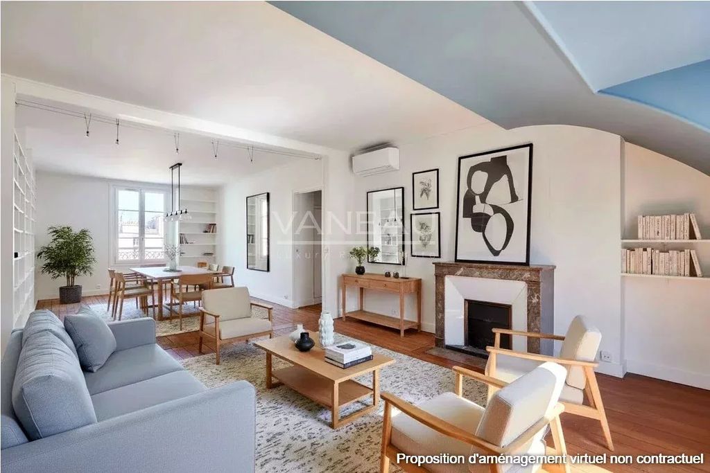 Property photo 1 of 10 Paris 7th Arrondissement – Carré Des Antiquaires