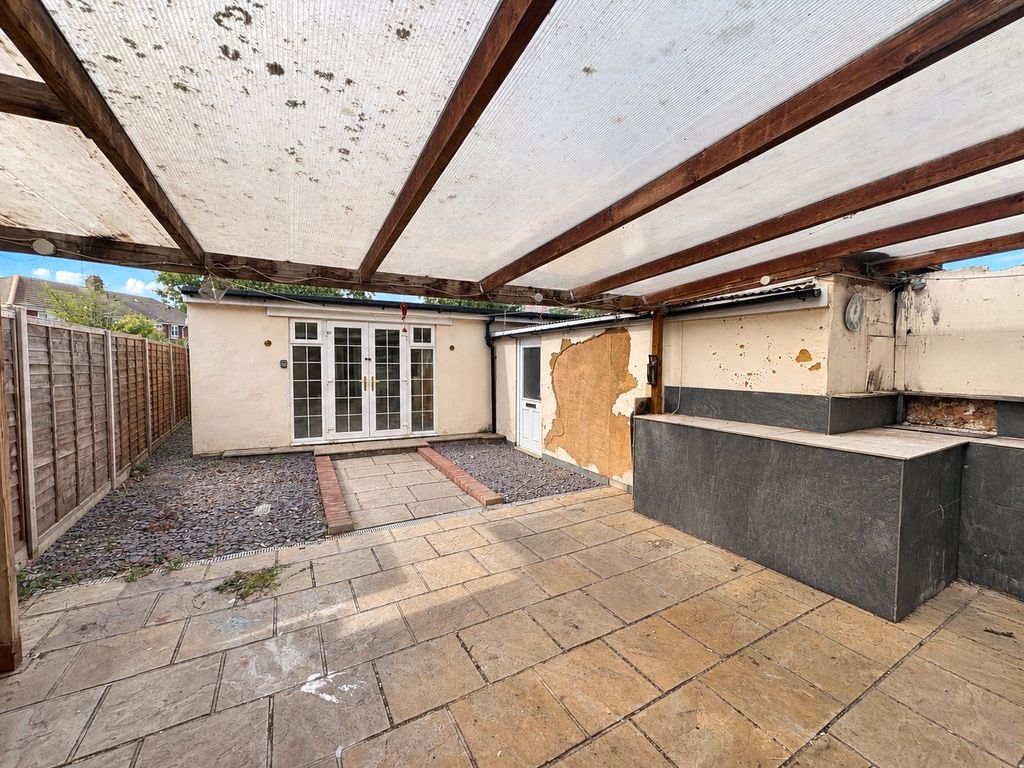 Property photo 2 of 14 Picture No. 21