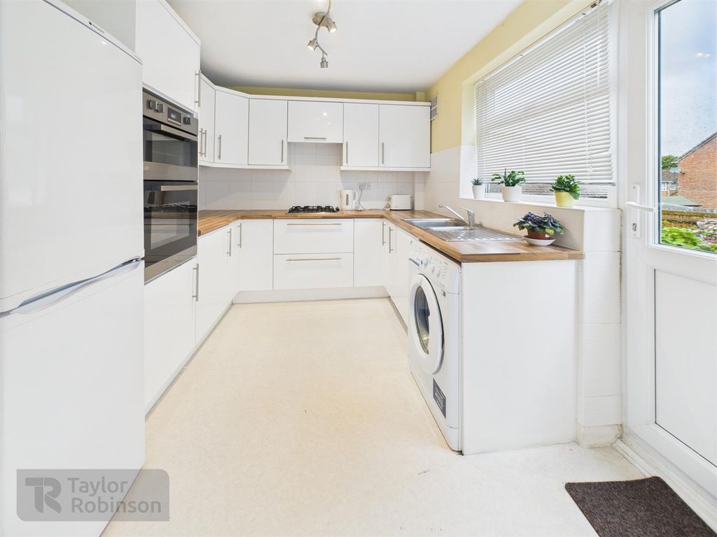 Property photo 2 of 14 Cam02600G0-Pr0531-Still016.Jpg