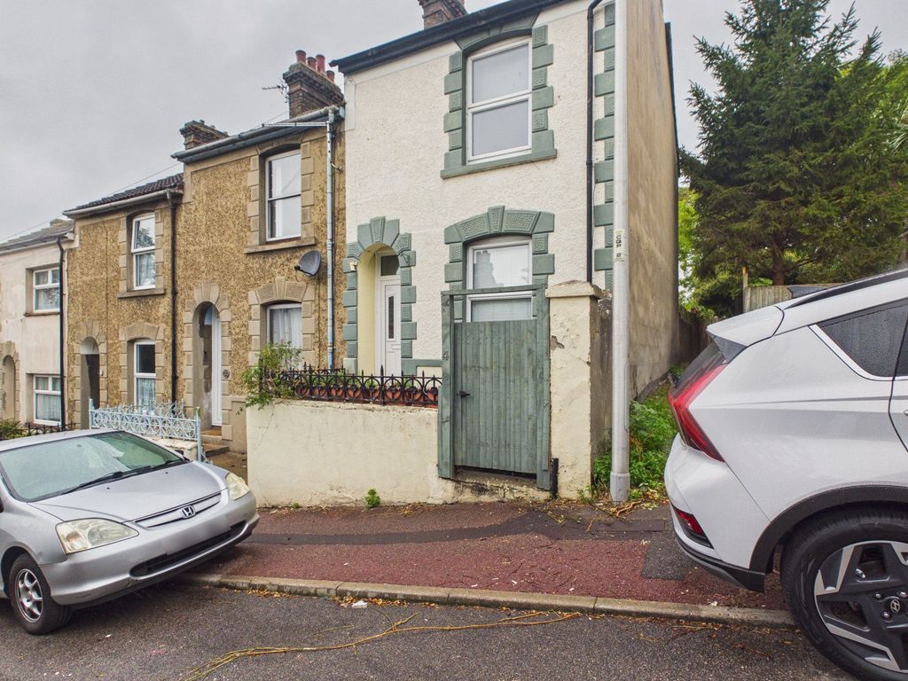 Property photo 1 of 10
