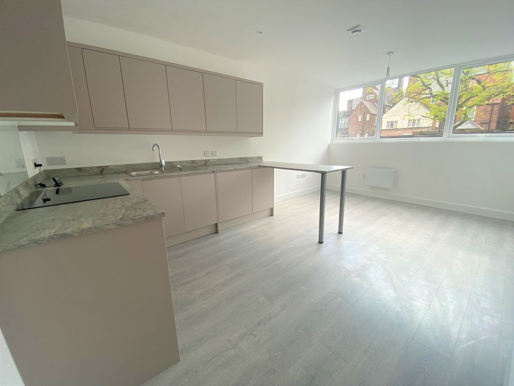 Property photo 1 of 6 Kitchen