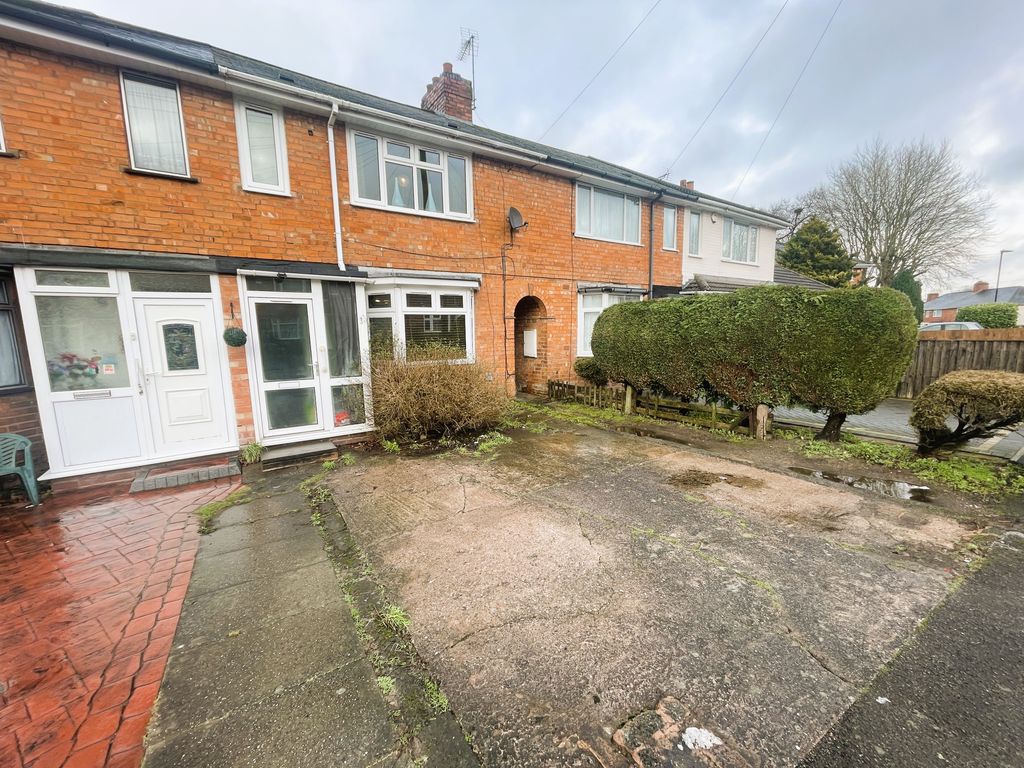 Property photo 2 of 21