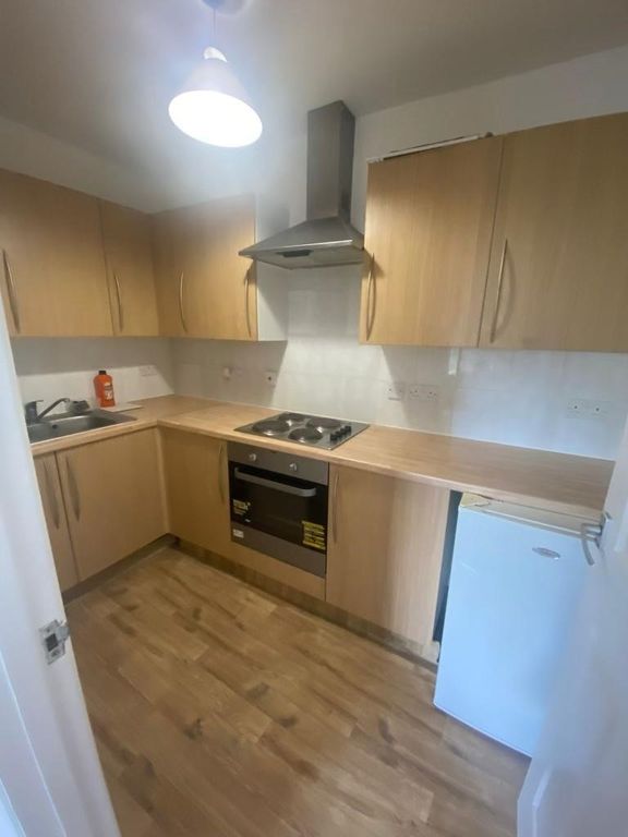Property photo 2 of 3