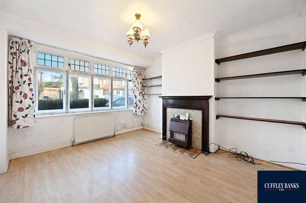 Property photo 2 of 11 Picture No. 02