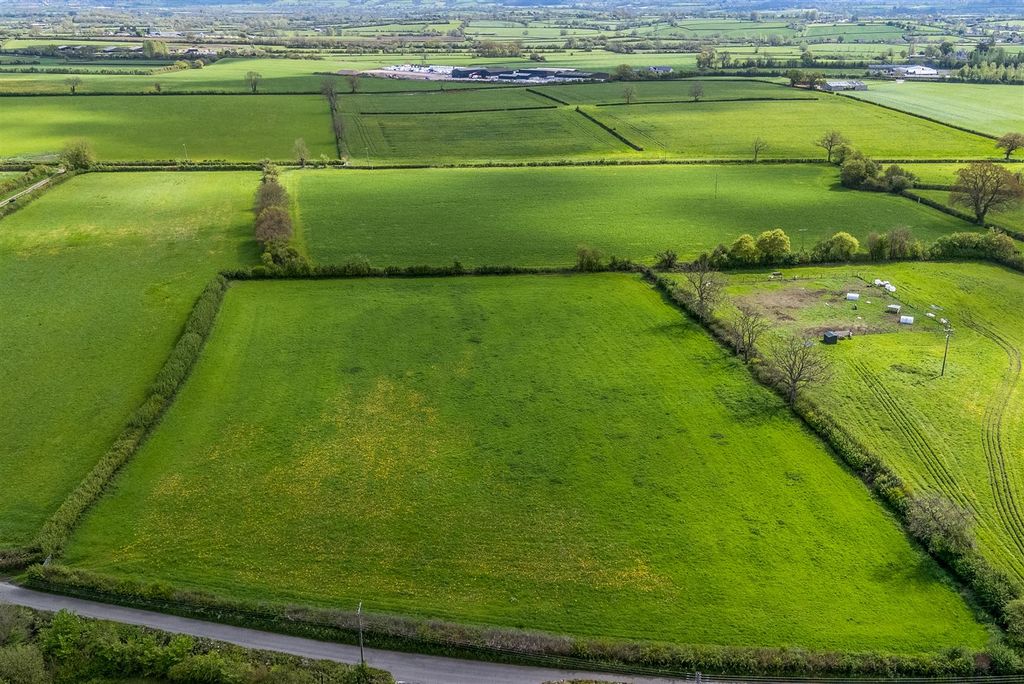 Property photo 1 of 2 13.Jpg