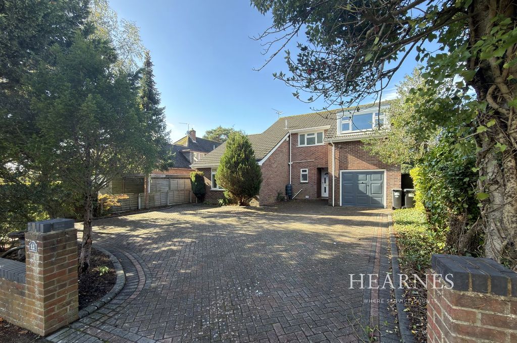 Property photo 1 of 21